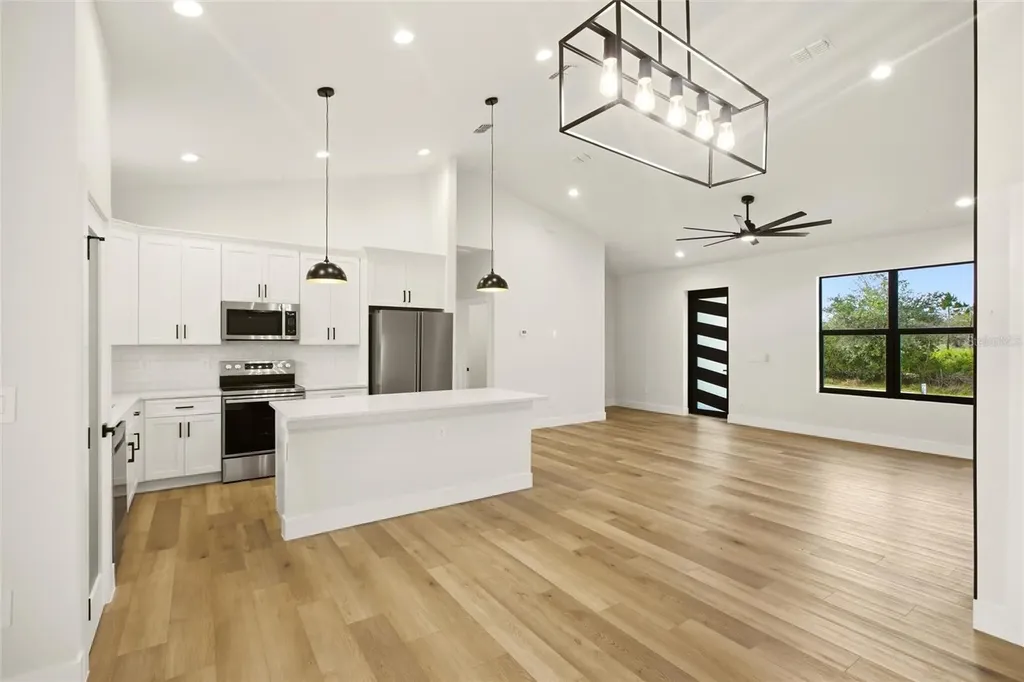 7322 Granada Boulevard Sebring FL 33872