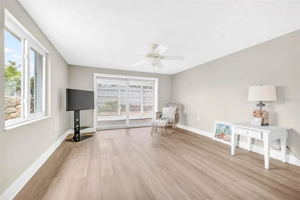 509 Spanish Drive N Longboat Key FL 34228