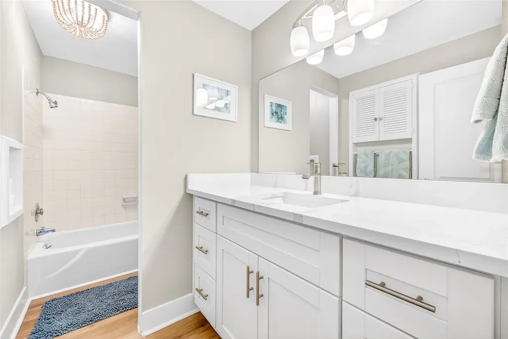 509 Spanish Drive N Longboat Key FL 34228