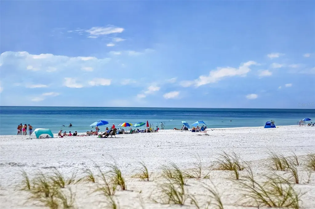 509 Spanish Drive N Longboat Key FL 34228