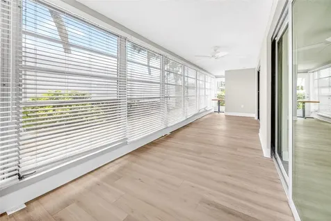 509 Spanish Drive N Longboat Key FL 34228