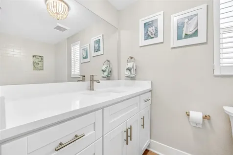 509 Spanish Drive N Longboat Key FL 34228