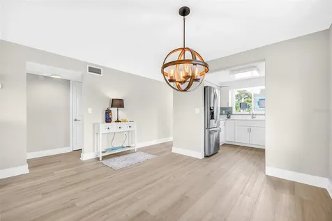 509 Spanish Drive N Longboat Key FL 34228