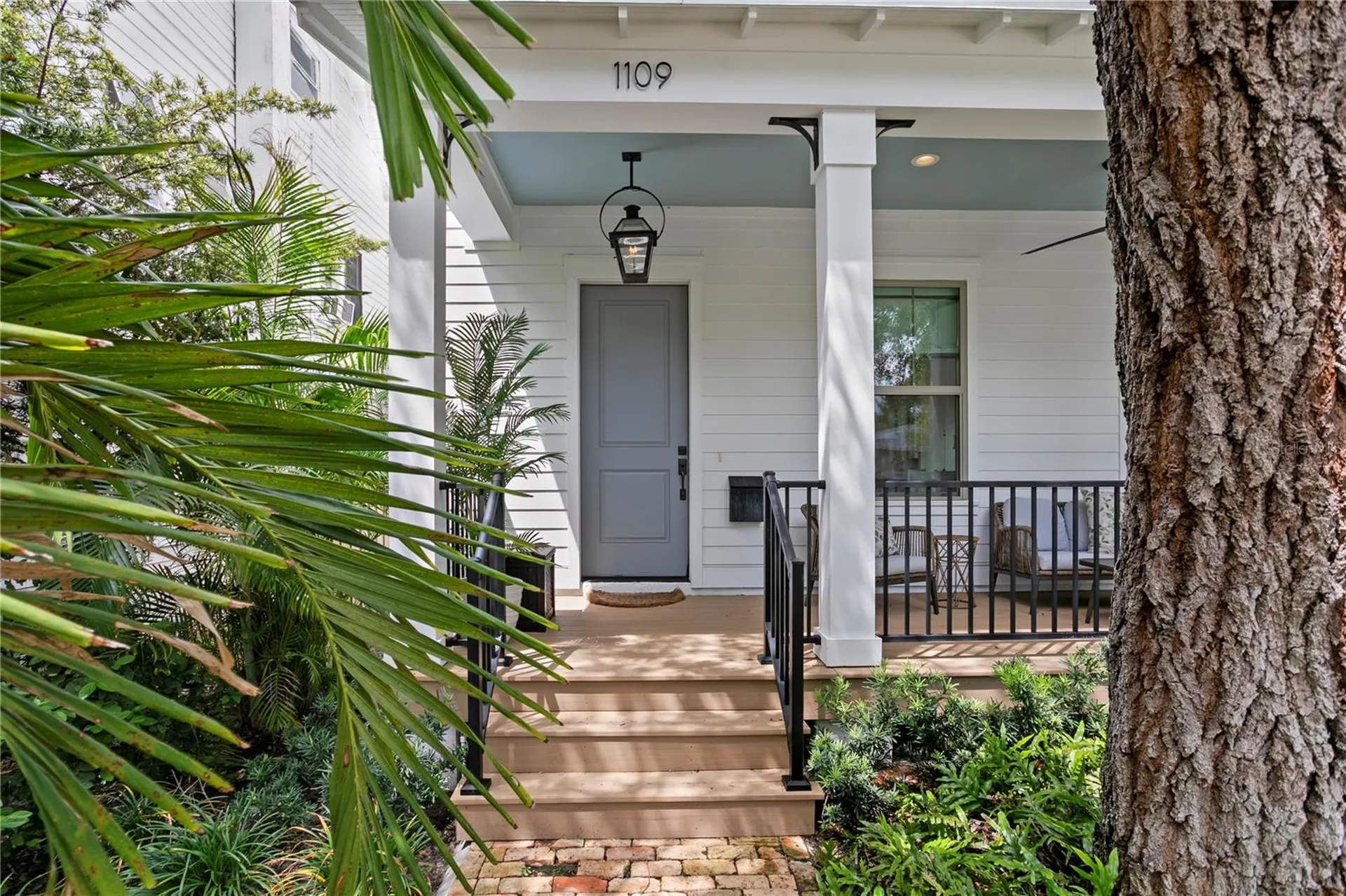 1109 18th Avenue N St Petersburg FL 33704