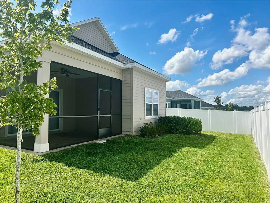 4530 NW 14th Loop Ocala FL 34482
