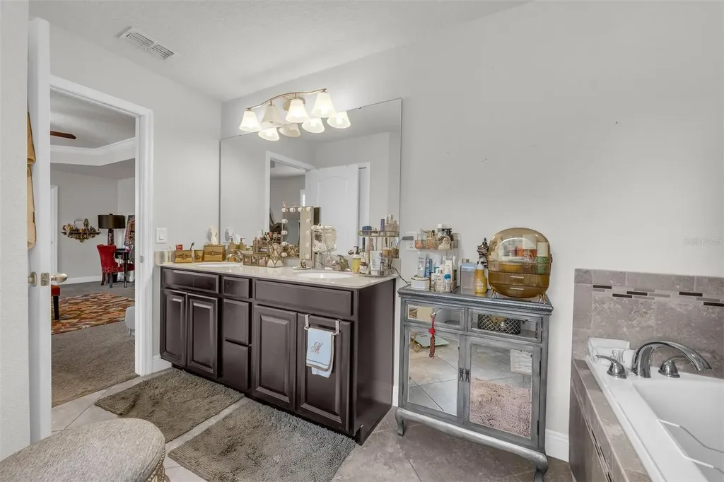 14594 Caplock Drive Orlando FL 32837
