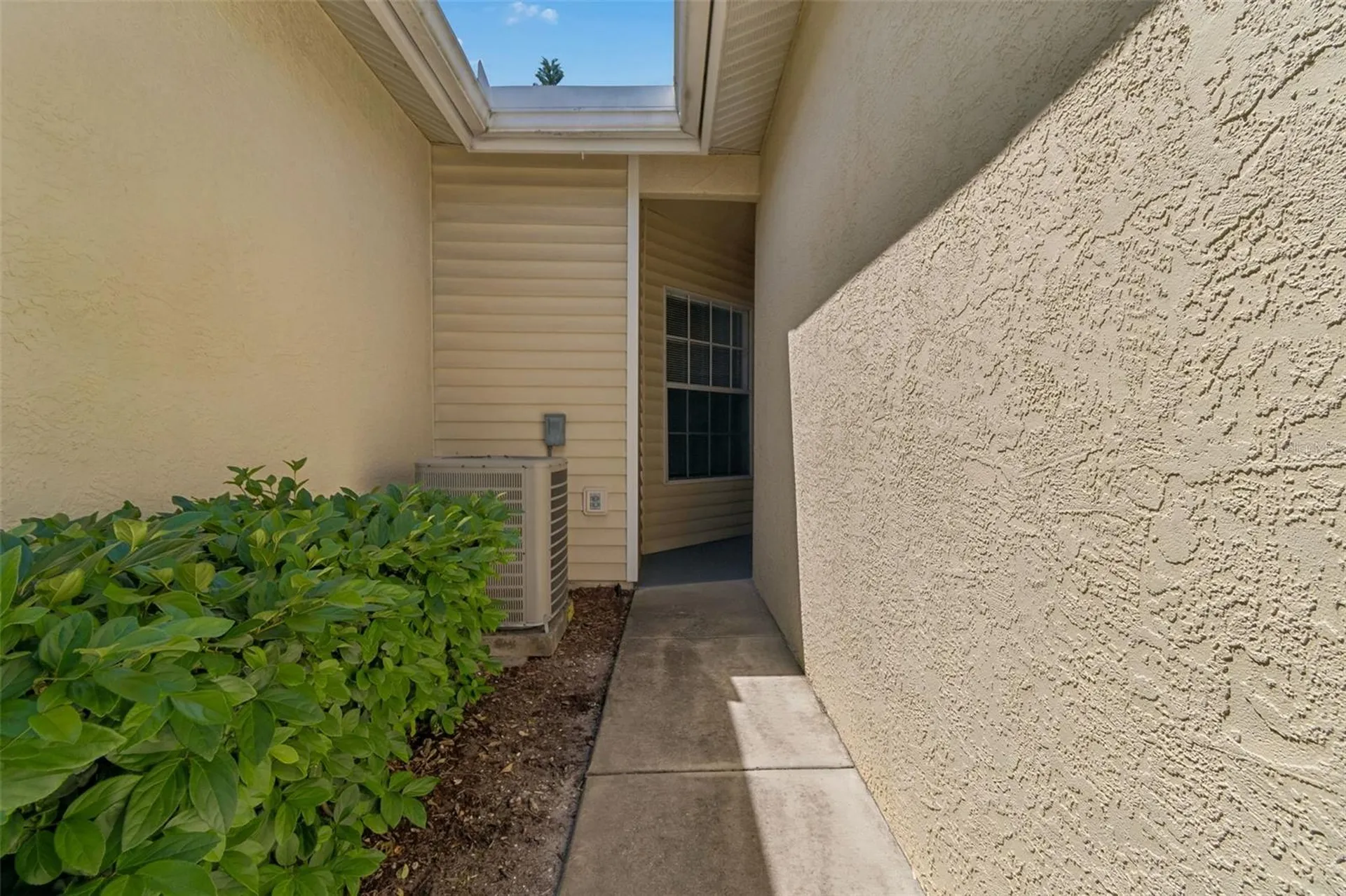 1050 Starkey Road Largo FL 33771