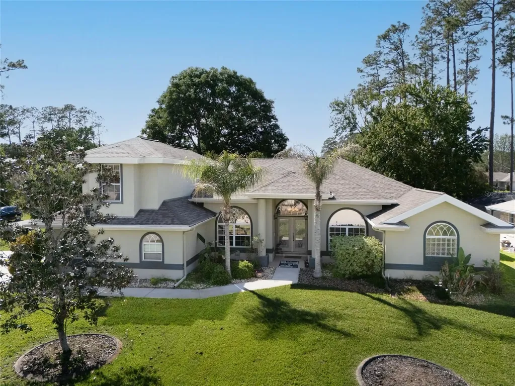 40 Edgewater Drive Palm Coast FL 32164