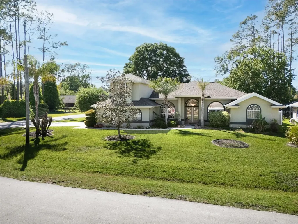 40 Edgewater Drive Palm Coast FL 32164