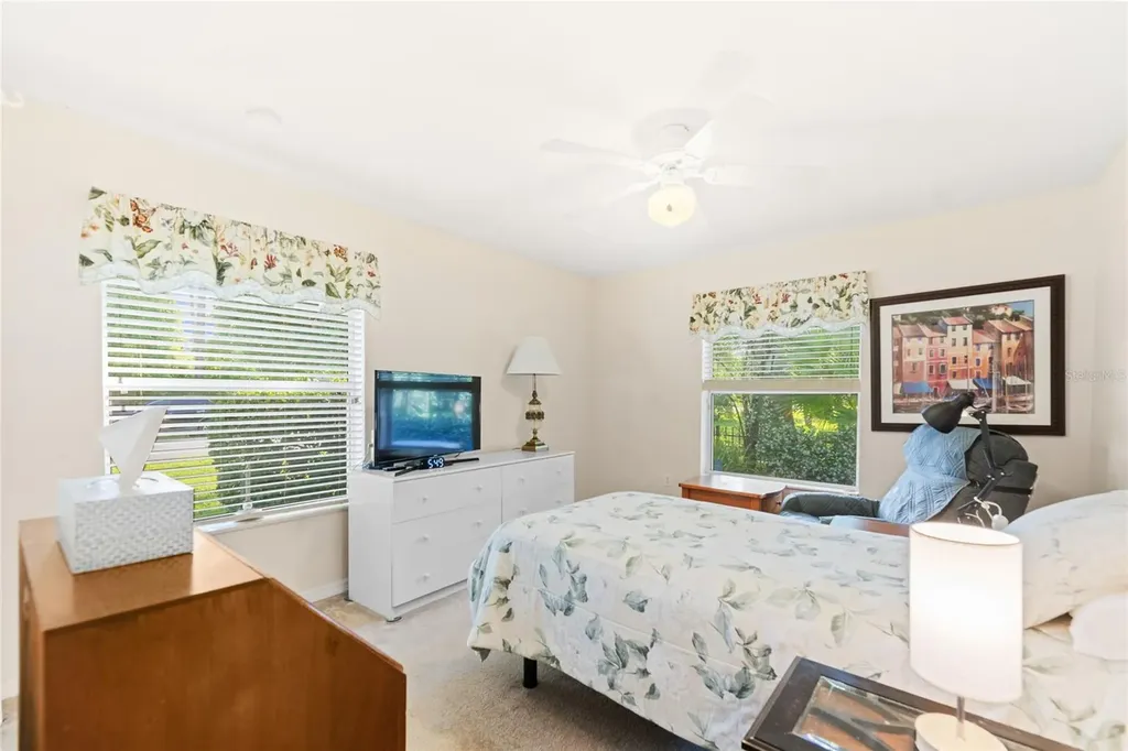 40 Edgewater Drive Palm Coast FL 32164