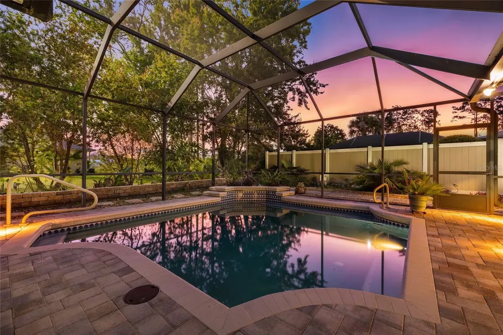 40 Edgewater Drive Palm Coast FL 32164