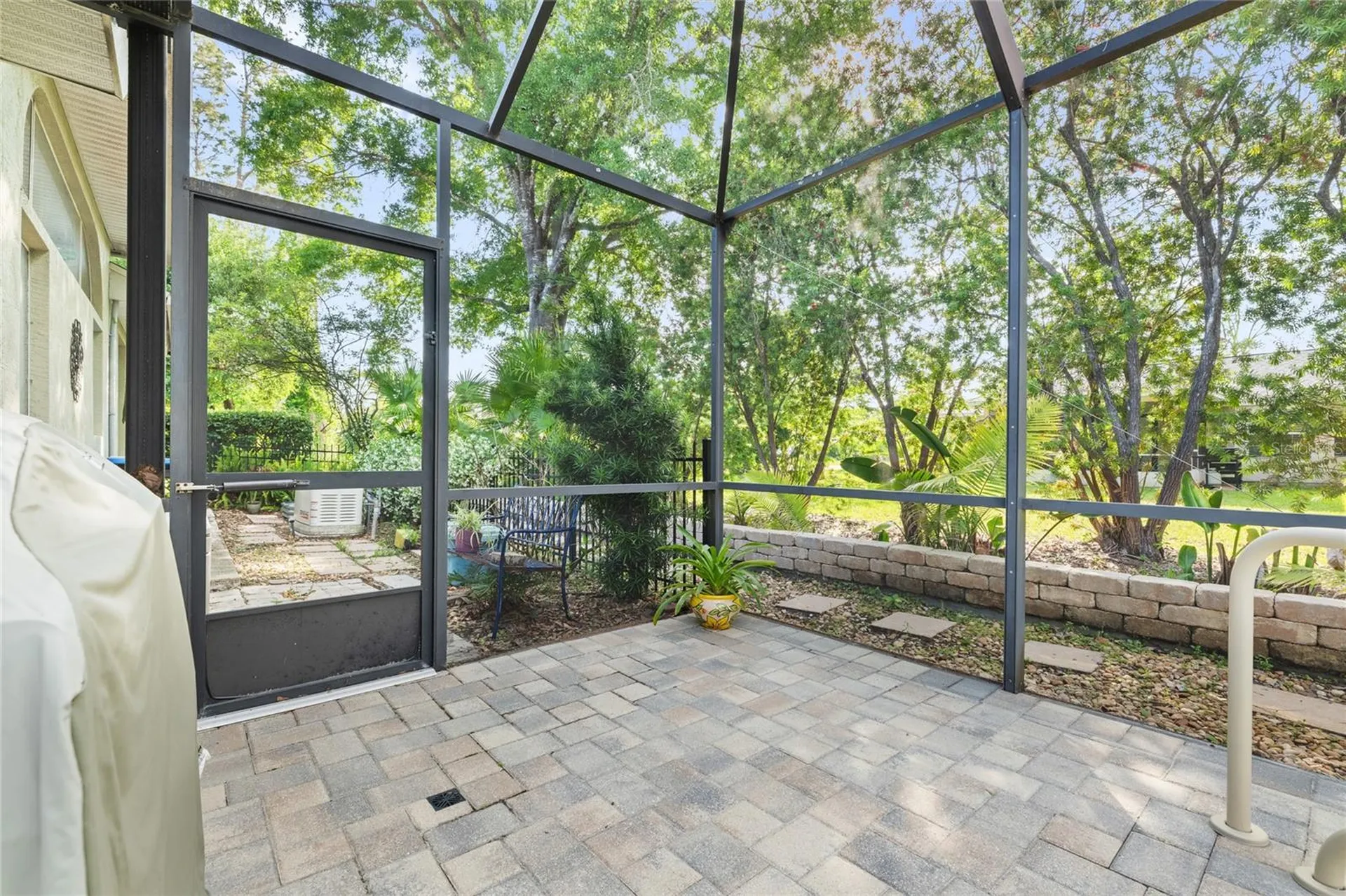 40 Edgewater Drive Palm Coast FL 32164