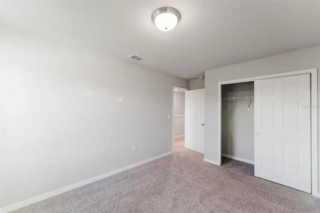 5252 Sanders Oak Trail St Cloud FL 34771