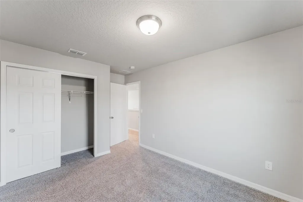 5252 Sanders Oak Trail St Cloud FL 34771