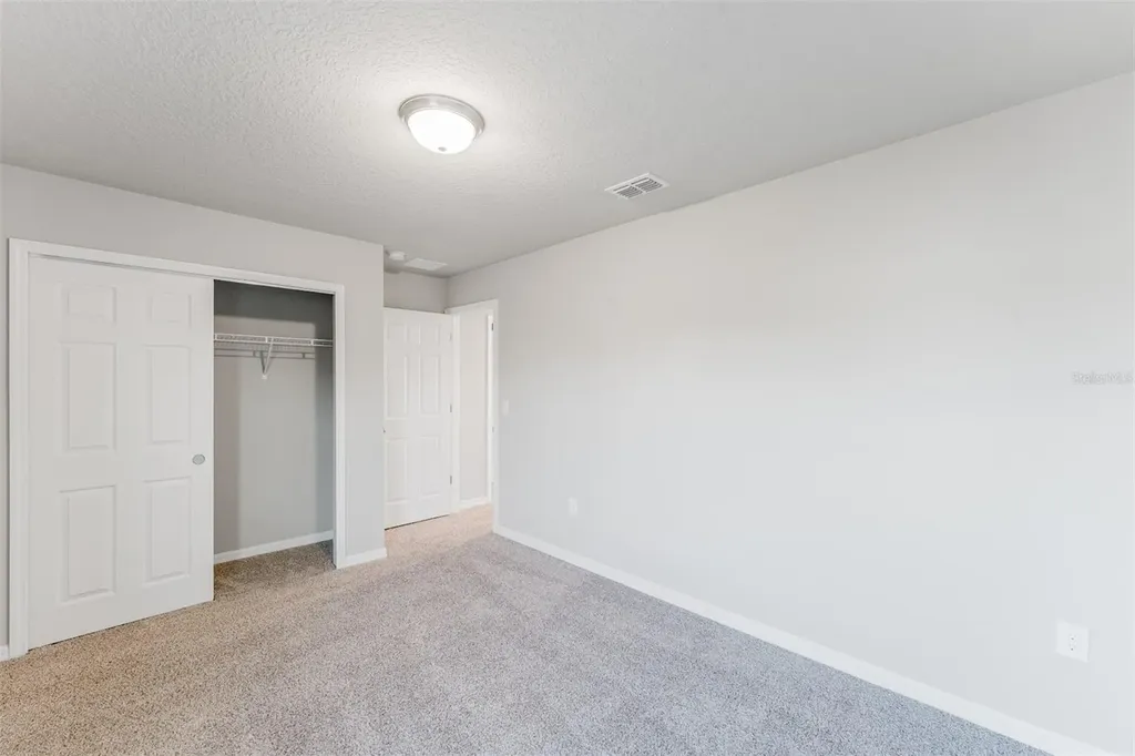 5252 Sanders Oak Trail St Cloud FL 34771