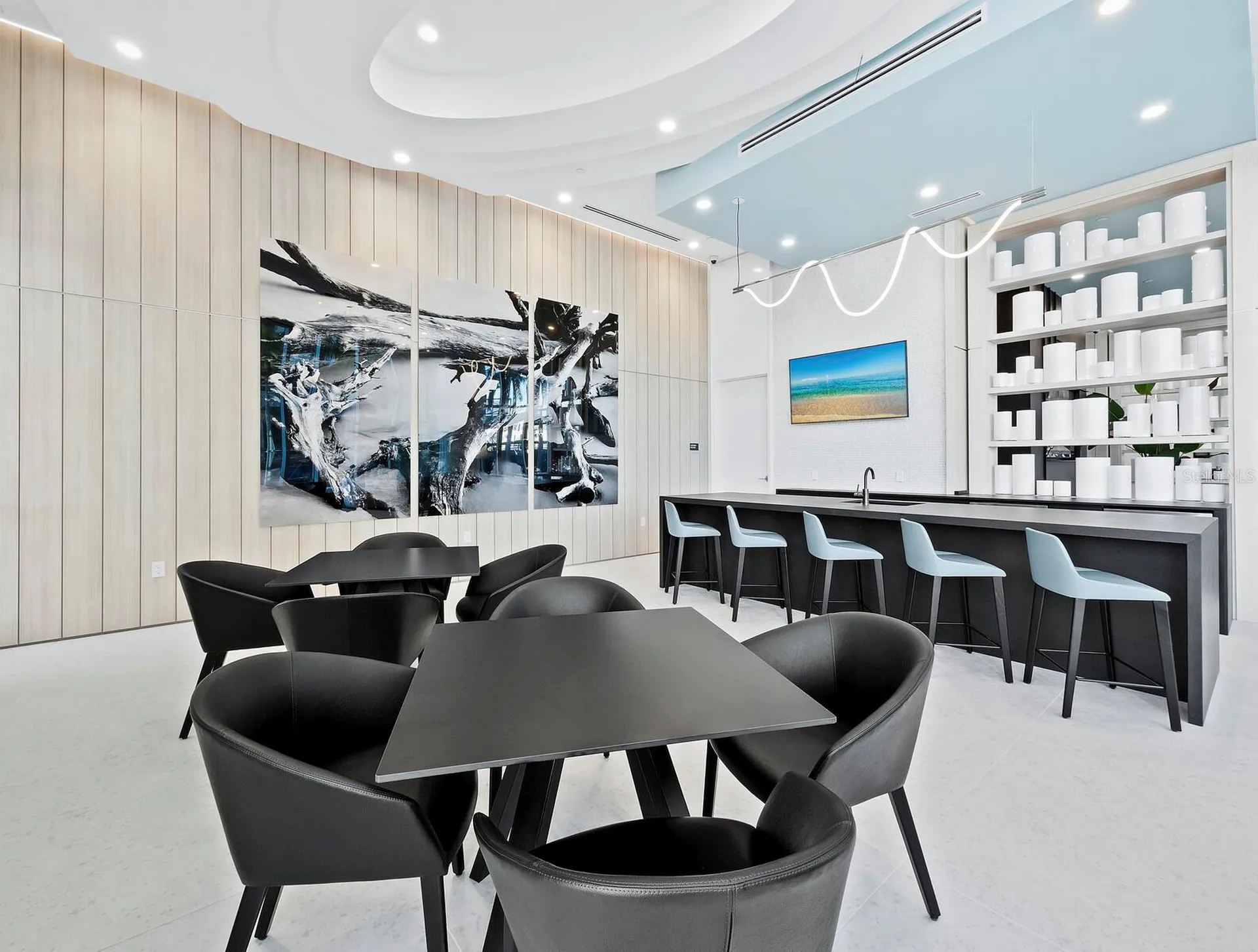 301 Quay Commons Sarasota FL 34236