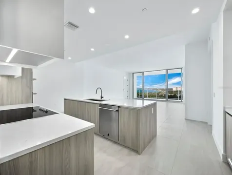 301 Quay Commons Sarasota FL 34236