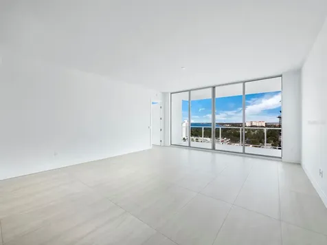 301 Quay Commons Sarasota FL 34236
