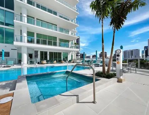 301 Quay Commons Sarasota FL 34236