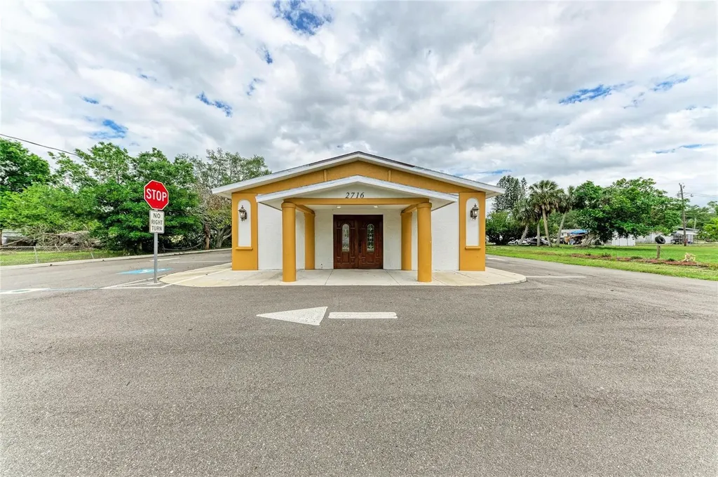 2716 2nd Avenue E Palmetto FL 34221