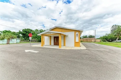 2716 2nd Avenue E Palmetto FL 34221