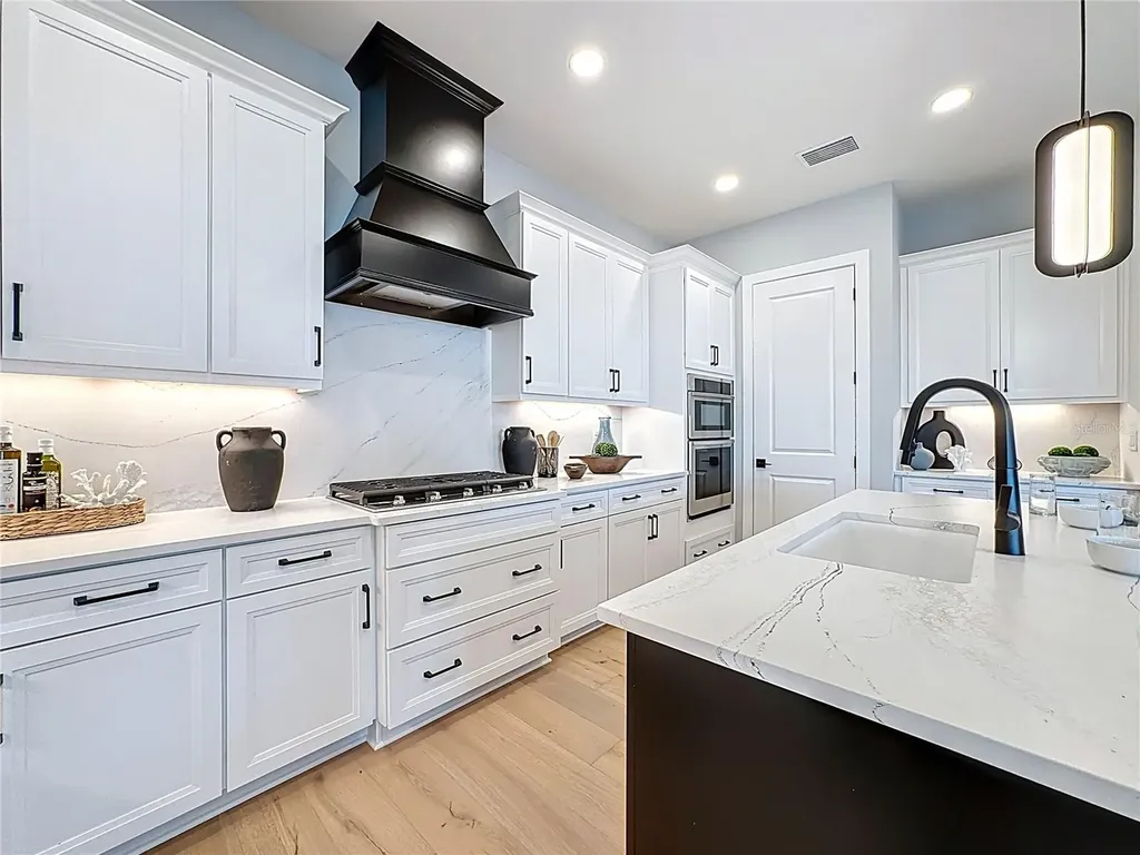 6105 White Mangrove Lane Bradenton FL 34210