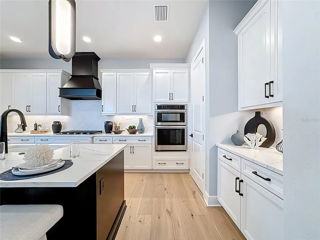 6105 White Mangrove Lane Bradenton FL 34210