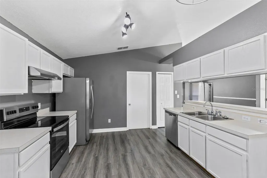 601 Arlington Court Eustis FL 32726