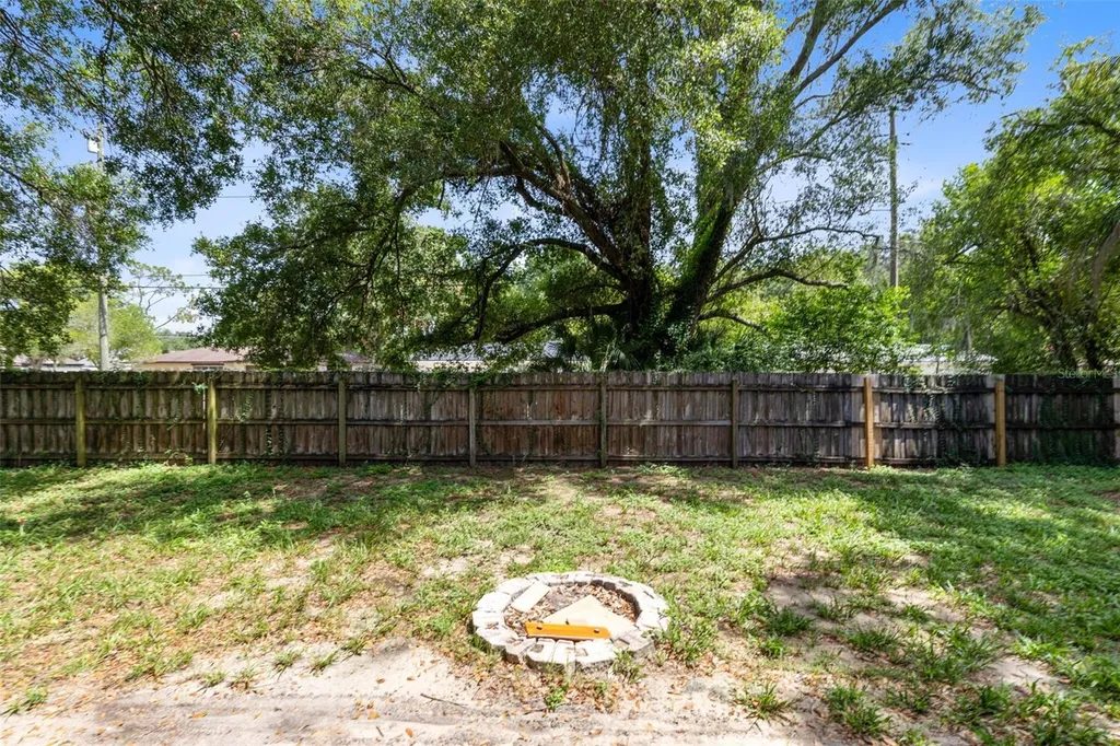 601 Arlington Court Eustis FL 32726