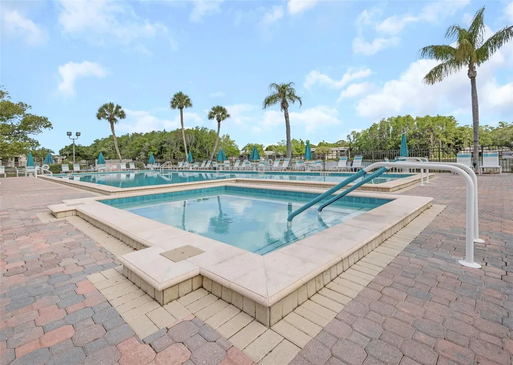 3166 Lake Pine Way S Tarpon Springs FL 34688