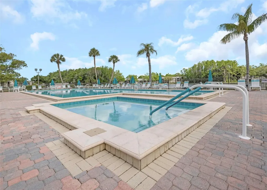 3166 Lake Pine Way S Tarpon Springs FL 34688