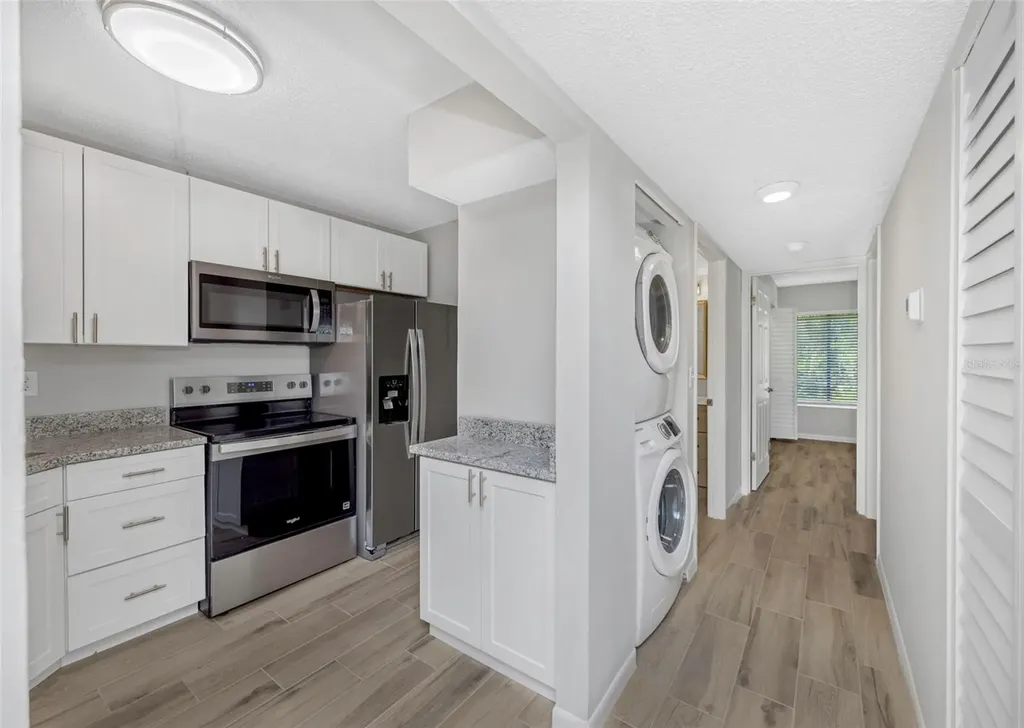 3166 Lake Pine Way S Tarpon Springs FL 34688