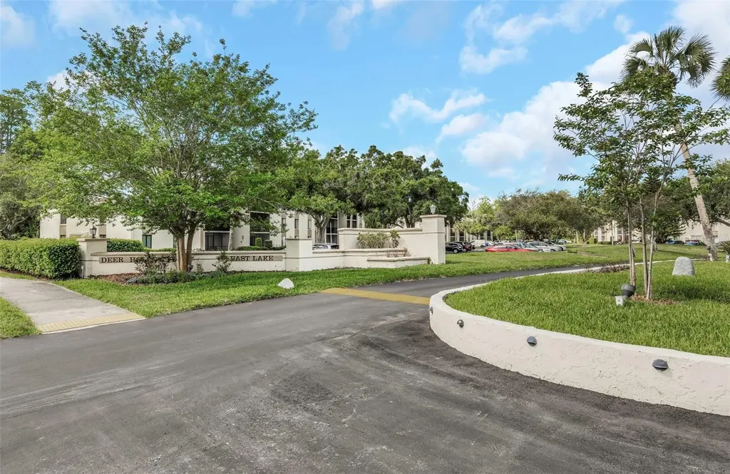 3166 Lake Pine Way S Tarpon Springs FL 34688