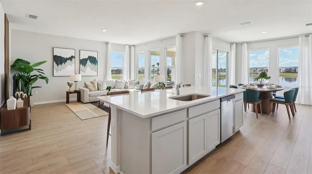 2103 Ashwood Bluff Drive Ocoee FL 34761