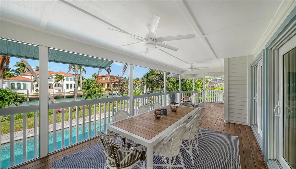476 Meadow Lark Drive Sarasota FL 34236