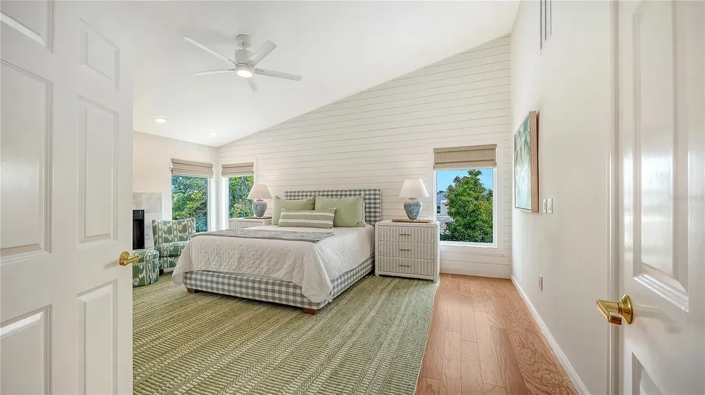 476 Meadow Lark Drive Sarasota FL 34236