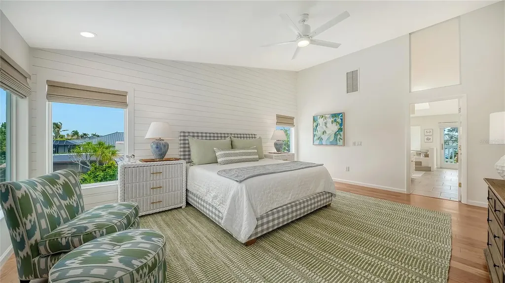476 Meadow Lark Drive Sarasota FL 34236