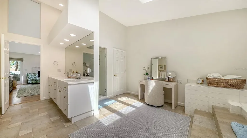 476 Meadow Lark Drive Sarasota FL 34236
