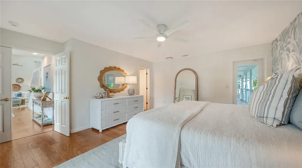 476 Meadow Lark Drive Sarasota FL 34236