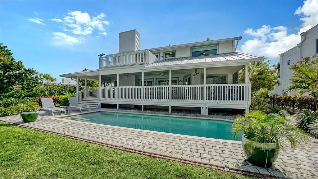 476 Meadow Lark Drive Sarasota FL 34236