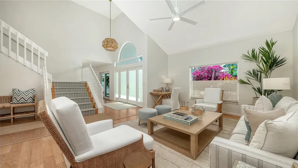 476 Meadow Lark Drive Sarasota FL 34236