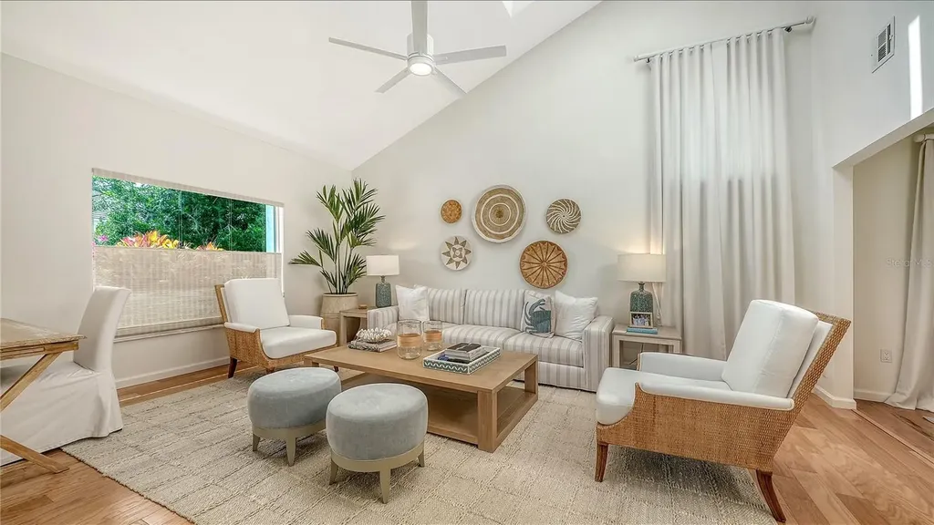 476 Meadow Lark Drive Sarasota FL 34236