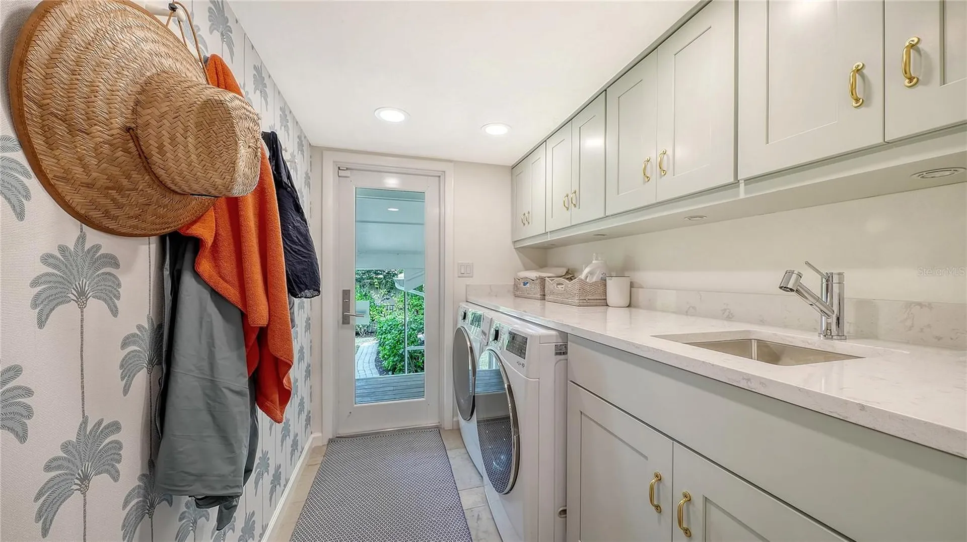 476 Meadow Lark Drive Sarasota FL 34236