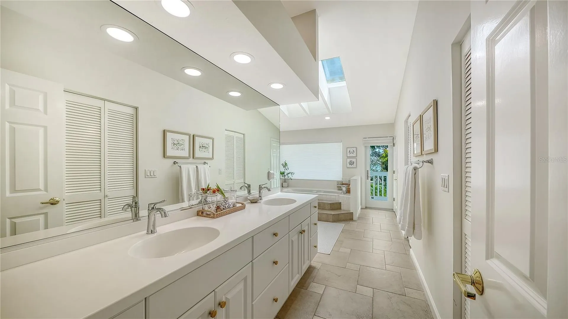 476 Meadow Lark Drive Sarasota FL 34236