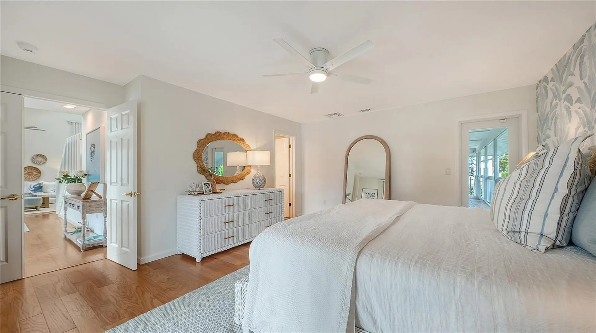 476 Meadow Lark Drive Sarasota FL 34236