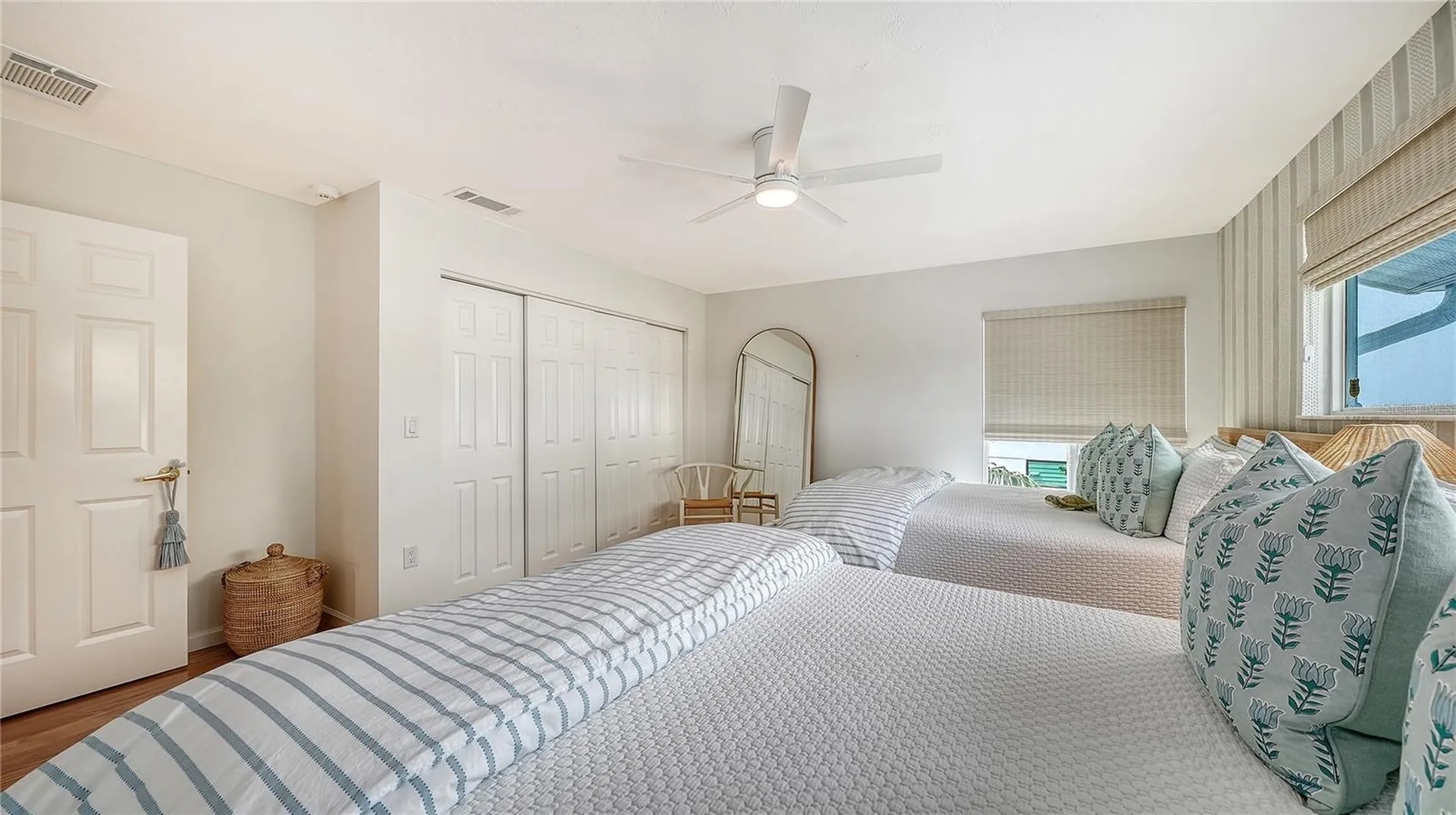 476 Meadow Lark Drive Sarasota FL 34236