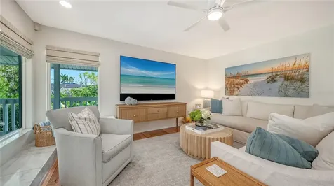 476 Meadow Lark Drive Sarasota FL 34236
