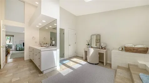 476 Meadow Lark Drive Sarasota FL 34236