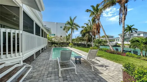476 Meadow Lark Drive Sarasota FL 34236