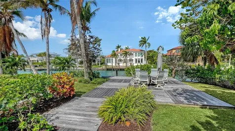 476 Meadow Lark Drive Sarasota FL 34236